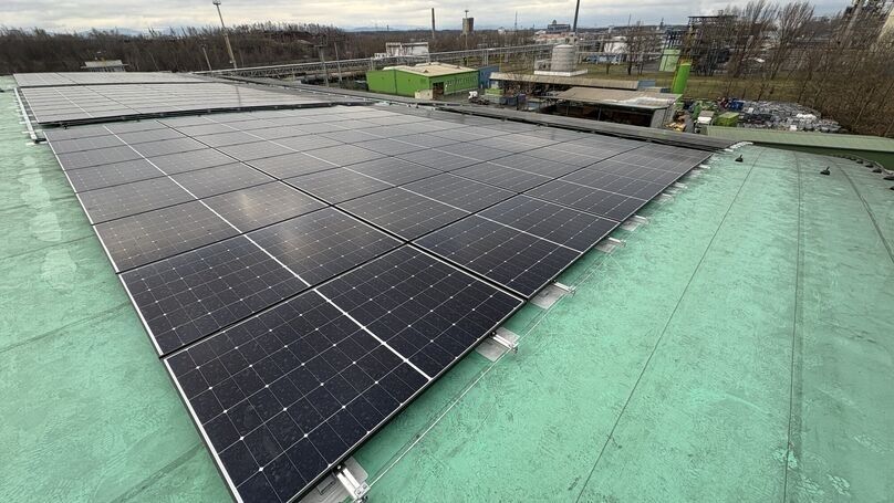 Veolia instaluje na desítkách svých budov fotovoltaické elektrárny